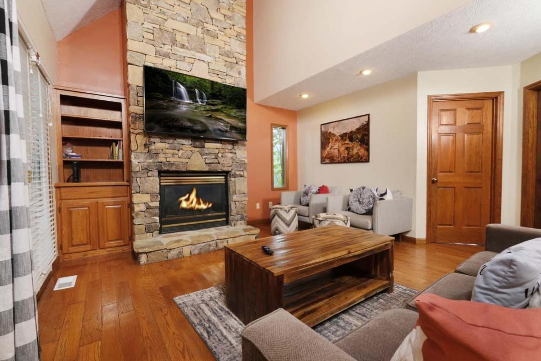 Villa Gateway To The Smokies à Pigeon Forge Extérieur photo